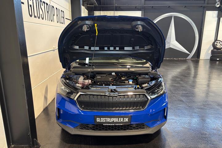 Blå Skoda Enyaq fra 2021