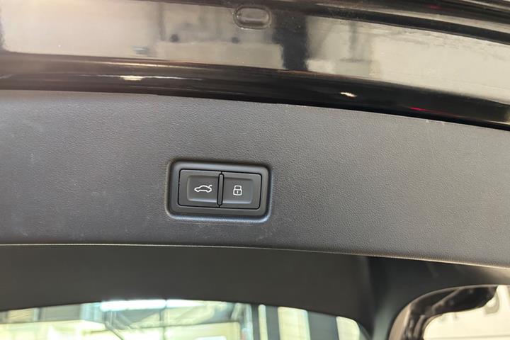 Sort Audi Q4 e-tron fra 2021