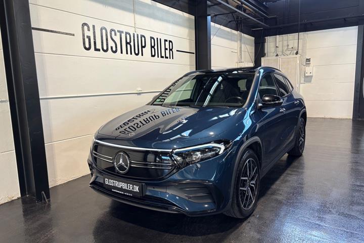 Blå Mercedes EQA250 fra 2021