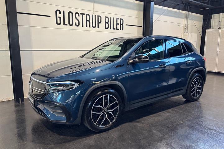 Blå Mercedes EQA250 fra 2021