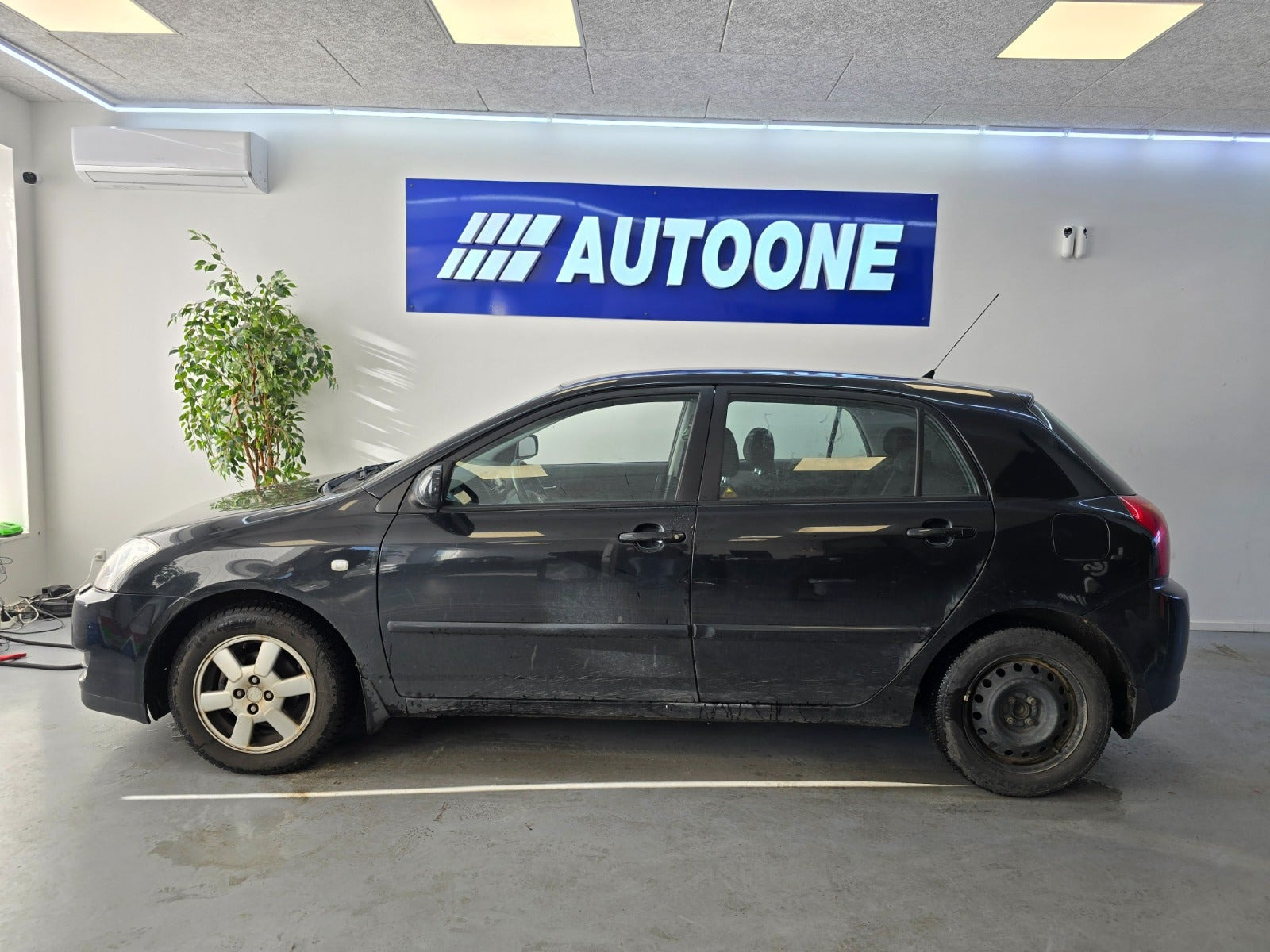 Sort Toyota Corolla fra 2006