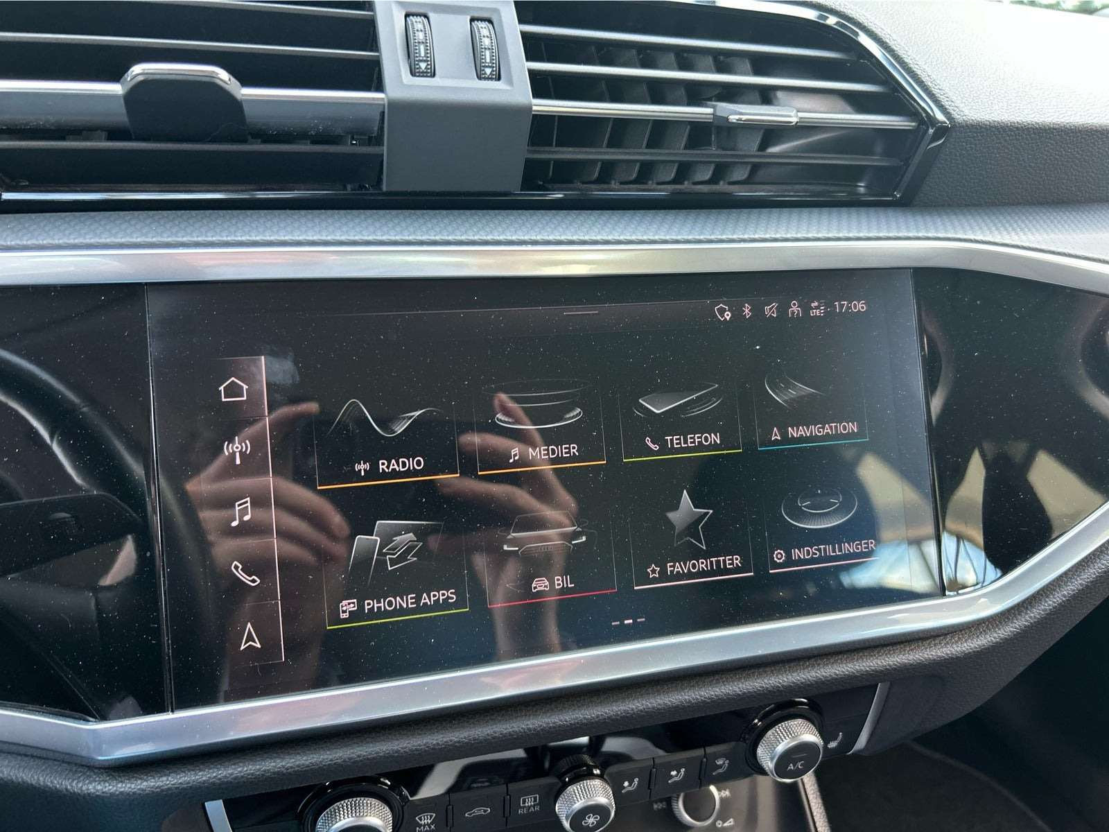 Hvid Audi Q3 fra 2021