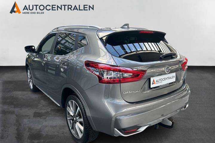 Grå Nissan Qashqai fra 2019