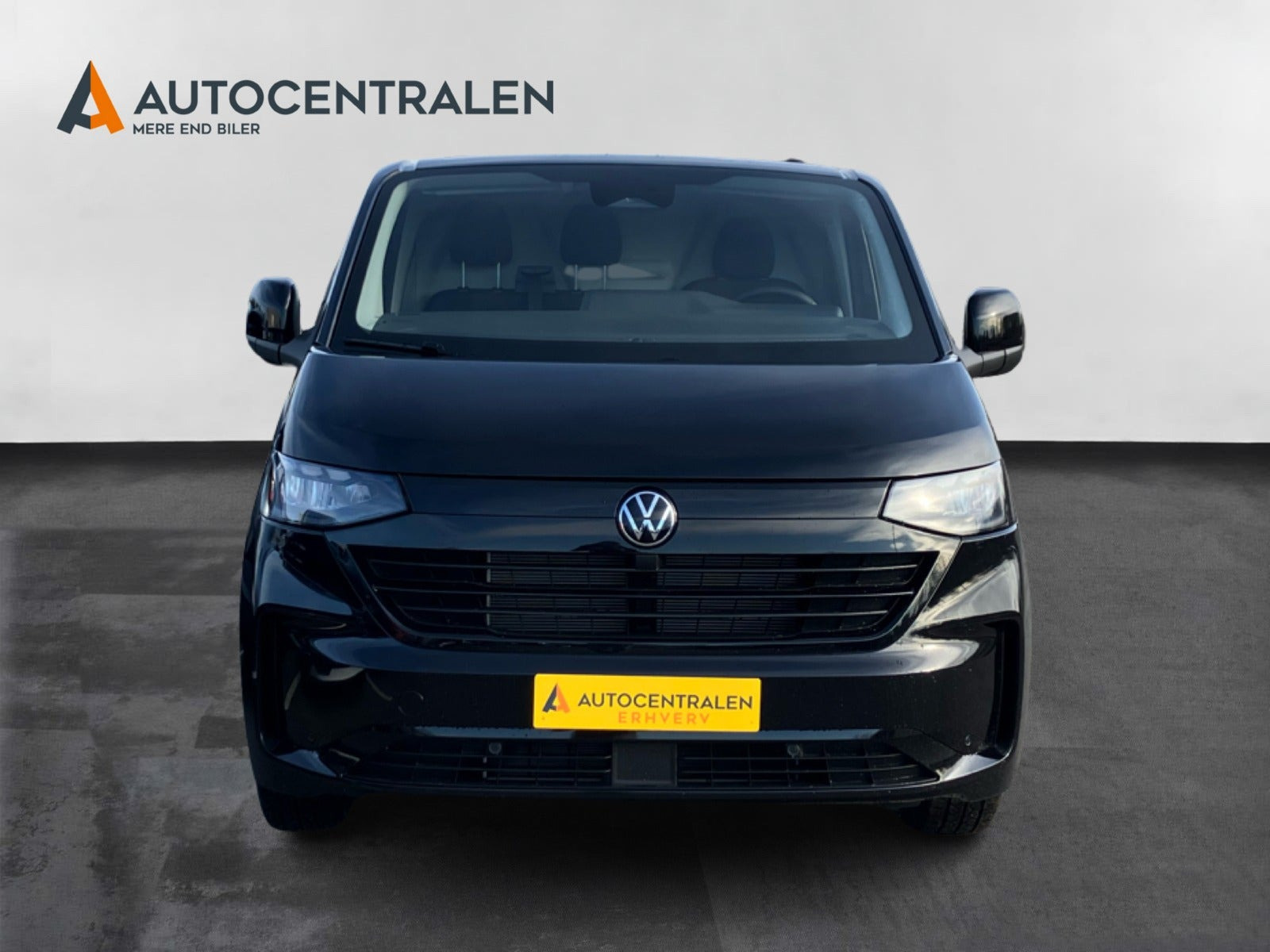Sort VW Transporter fra 2025