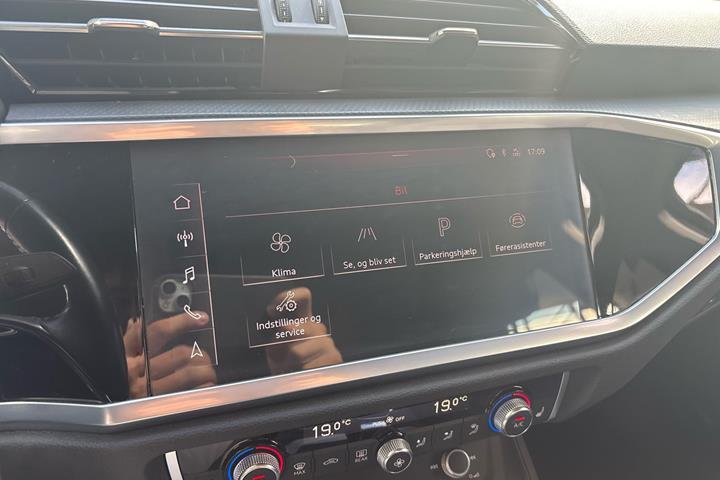 Sort Audi Q3 fra 2020