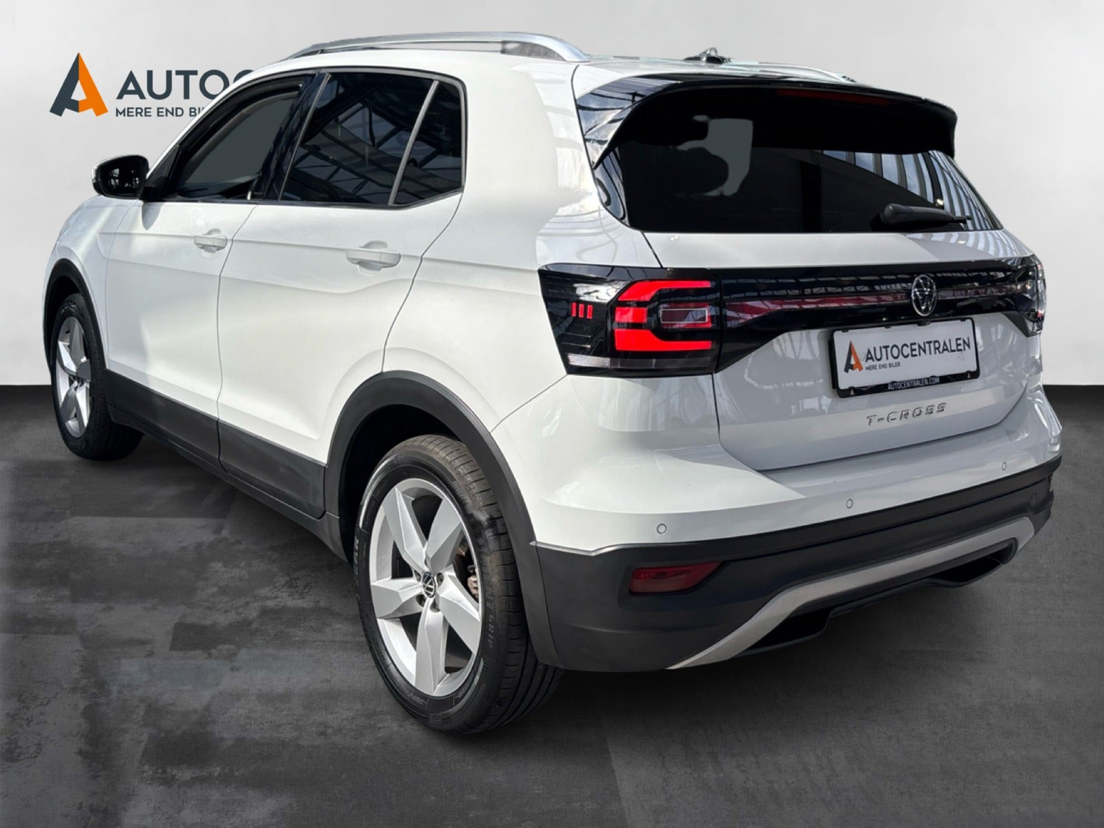 Hvid VW T-Cross fra 2023