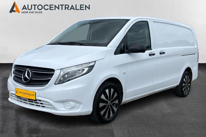 Hvid Mercedes Vito 119 fra 2021