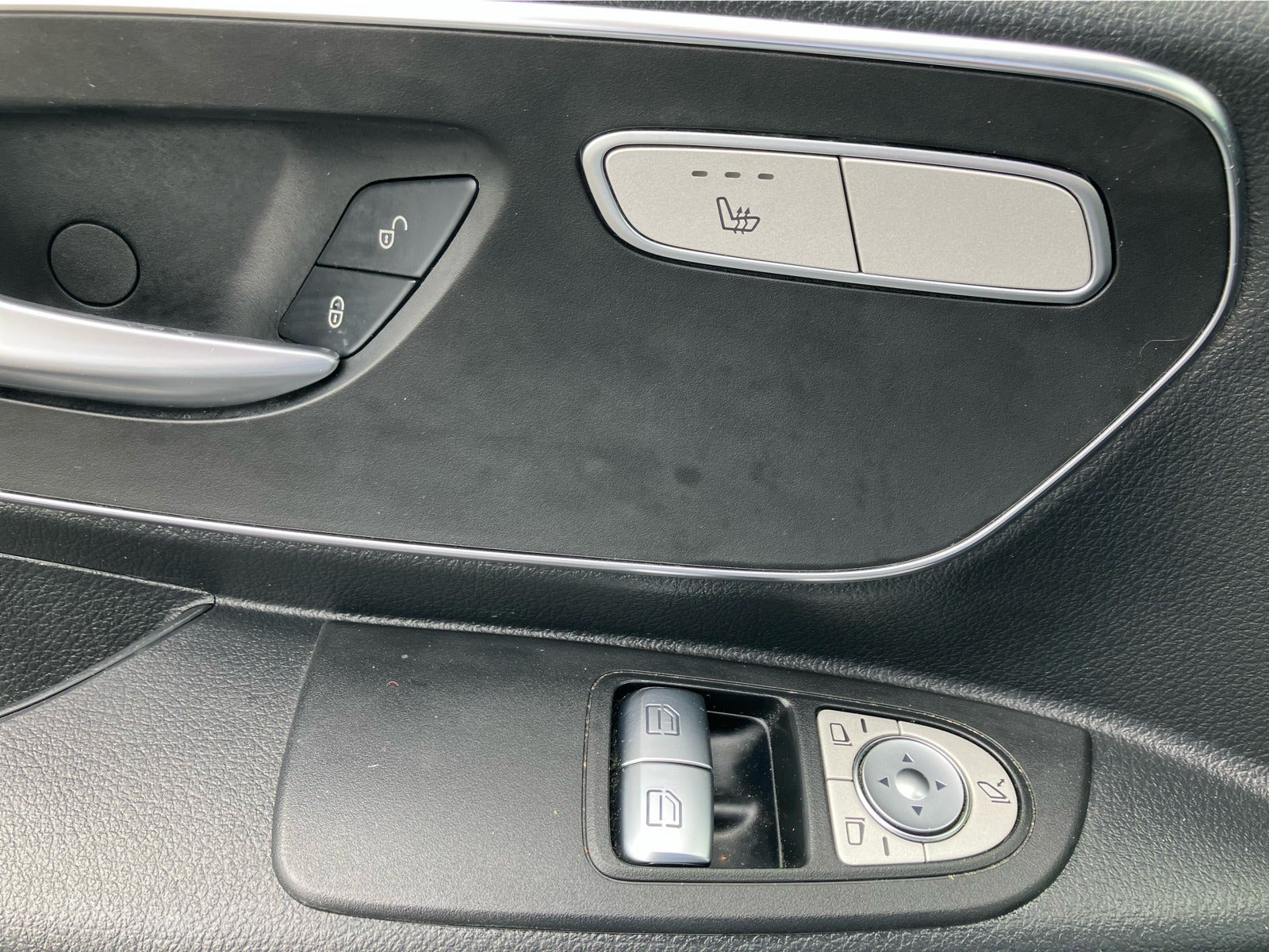 Hvid Mercedes Vito 119 fra 2021
