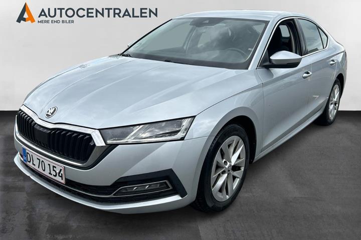 Sølv Skoda Octavia fra 2022
