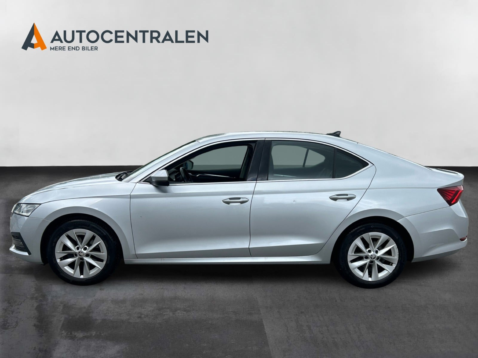Sølv Skoda Octavia fra 2022