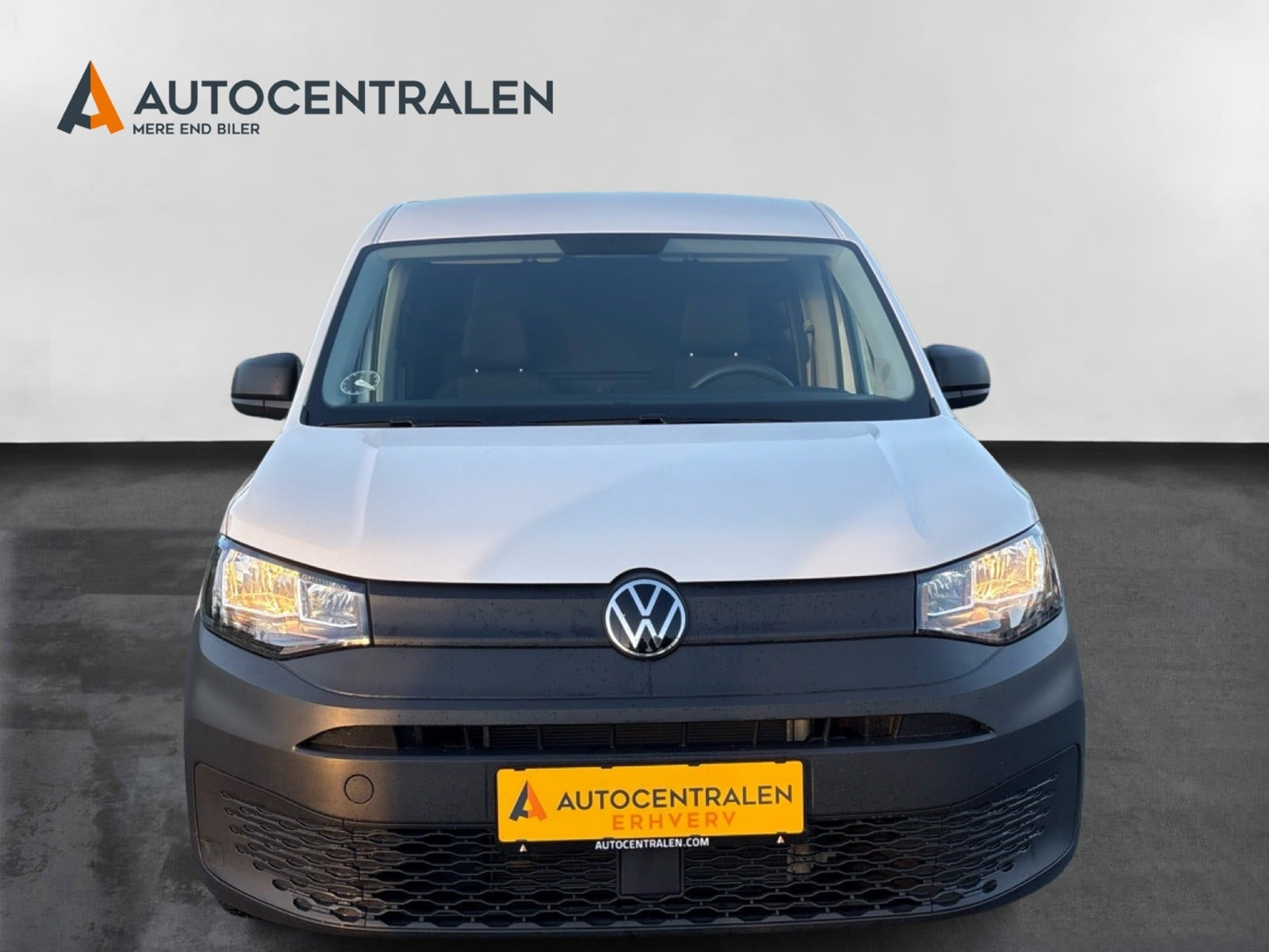 Hvid VW Caddy Maxi fra 2024