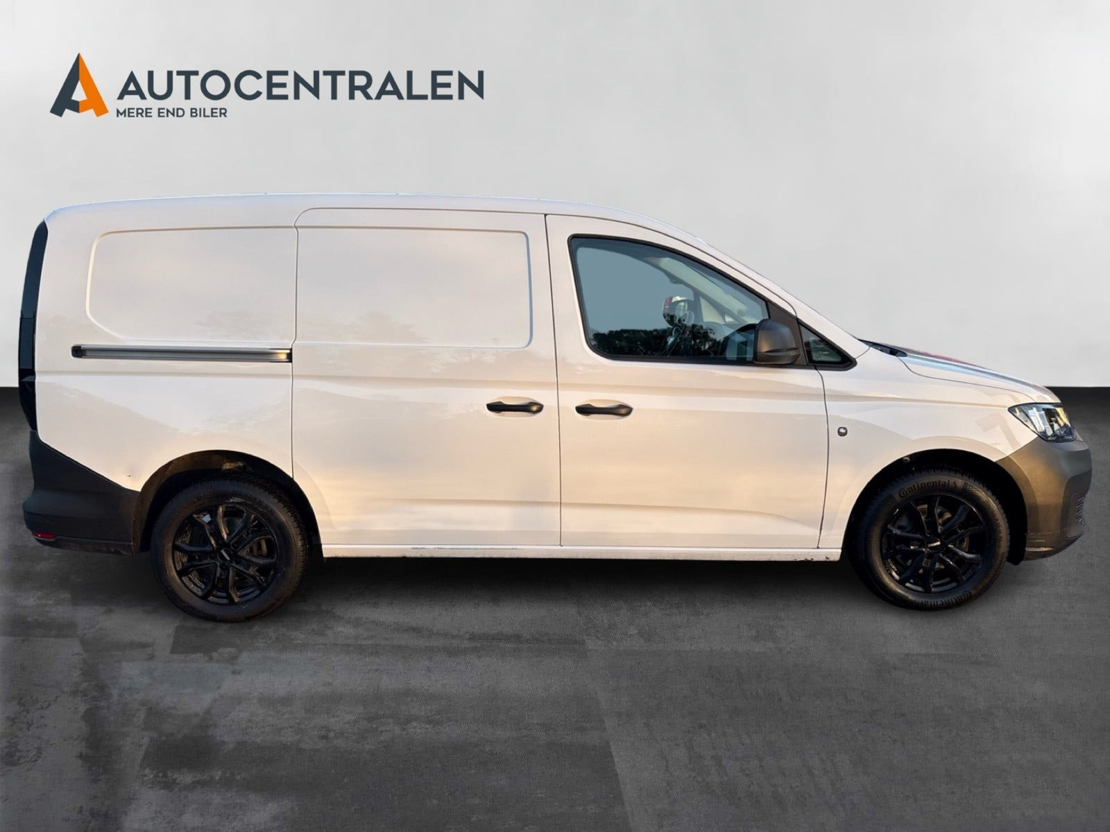 Hvid VW Caddy Maxi fra 2024
