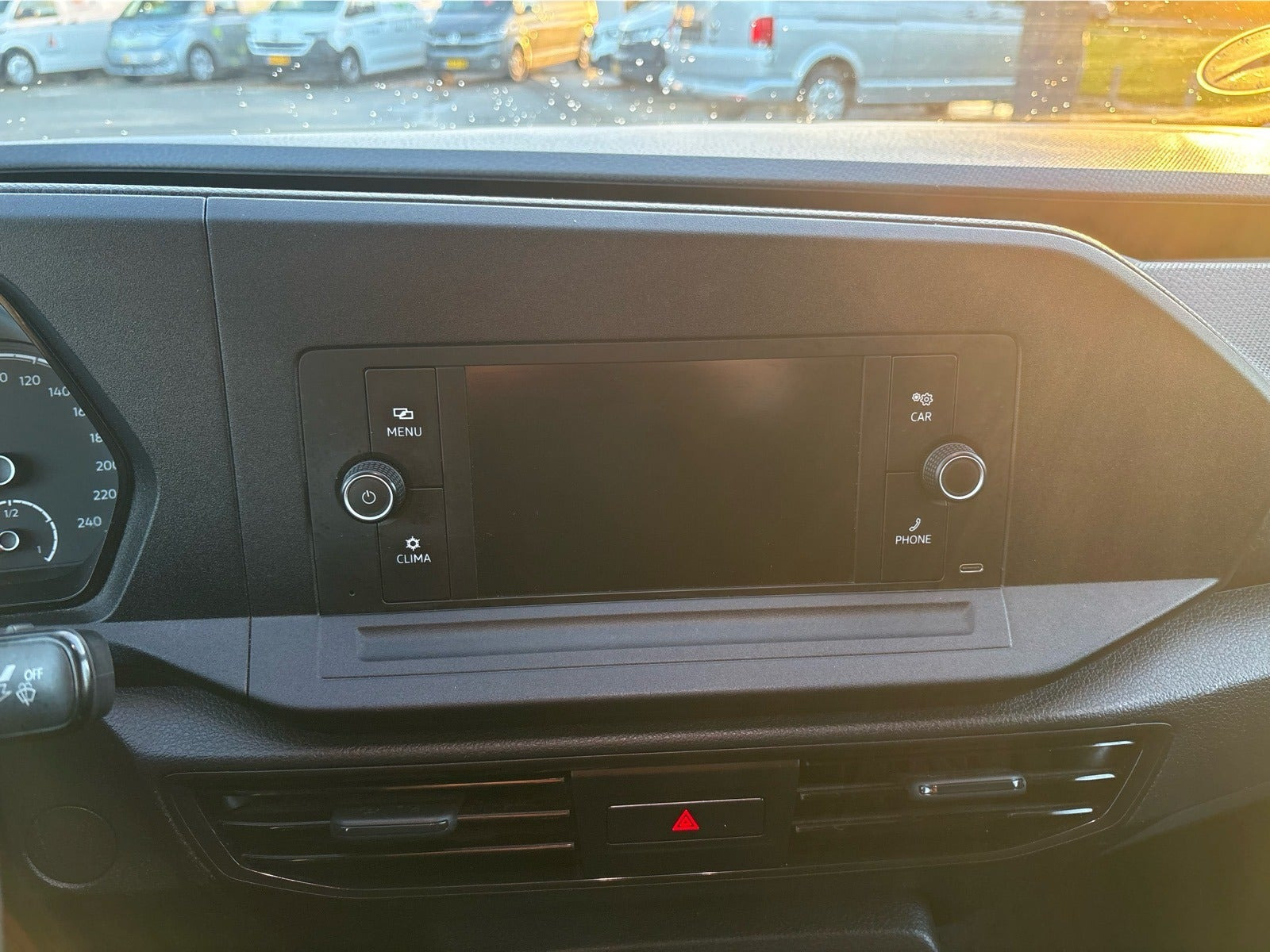 Hvid VW Caddy Maxi fra 2024