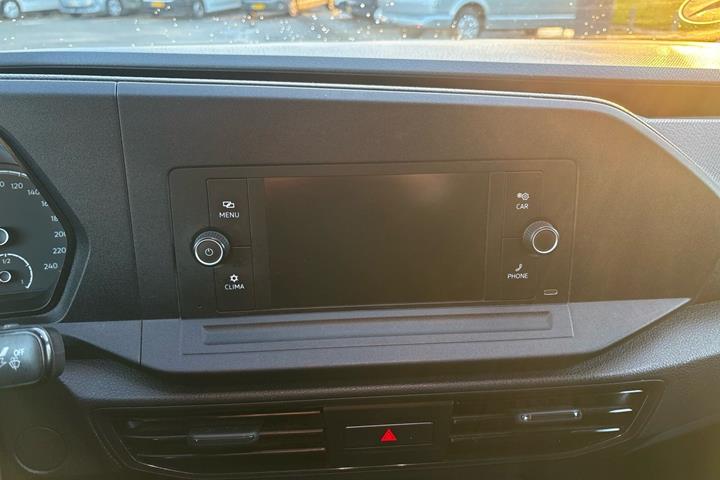 Hvid VW Caddy Maxi fra 2024