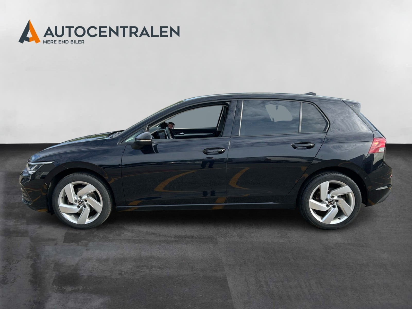 Sort VW Golf VIII fra 2024