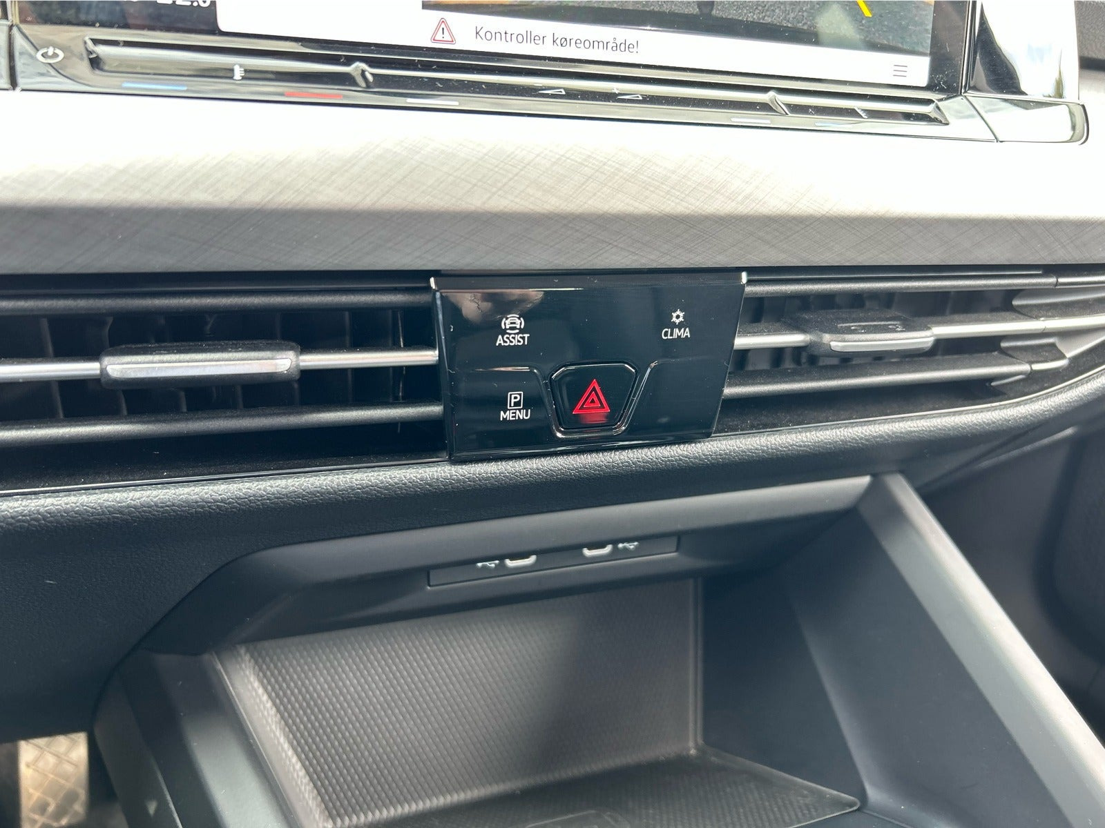 Sort VW Golf VIII fra 2024