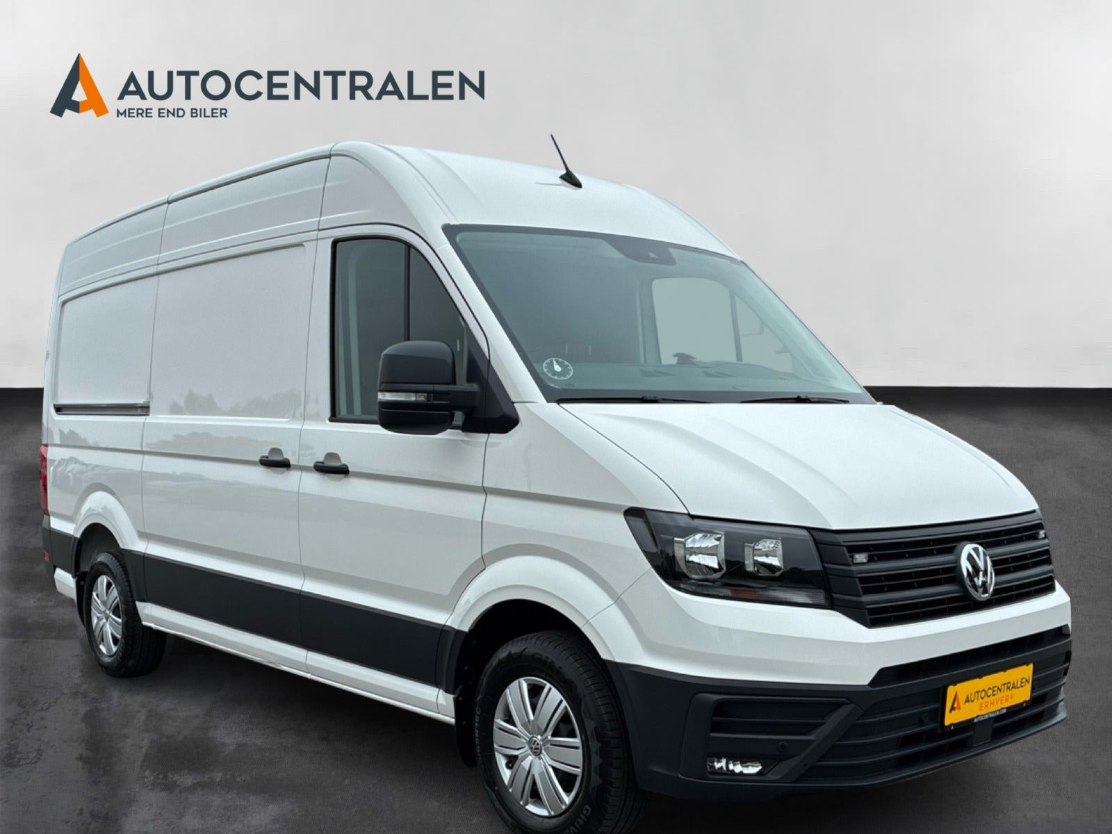 Hvid VW Crafter 35 fra 2024