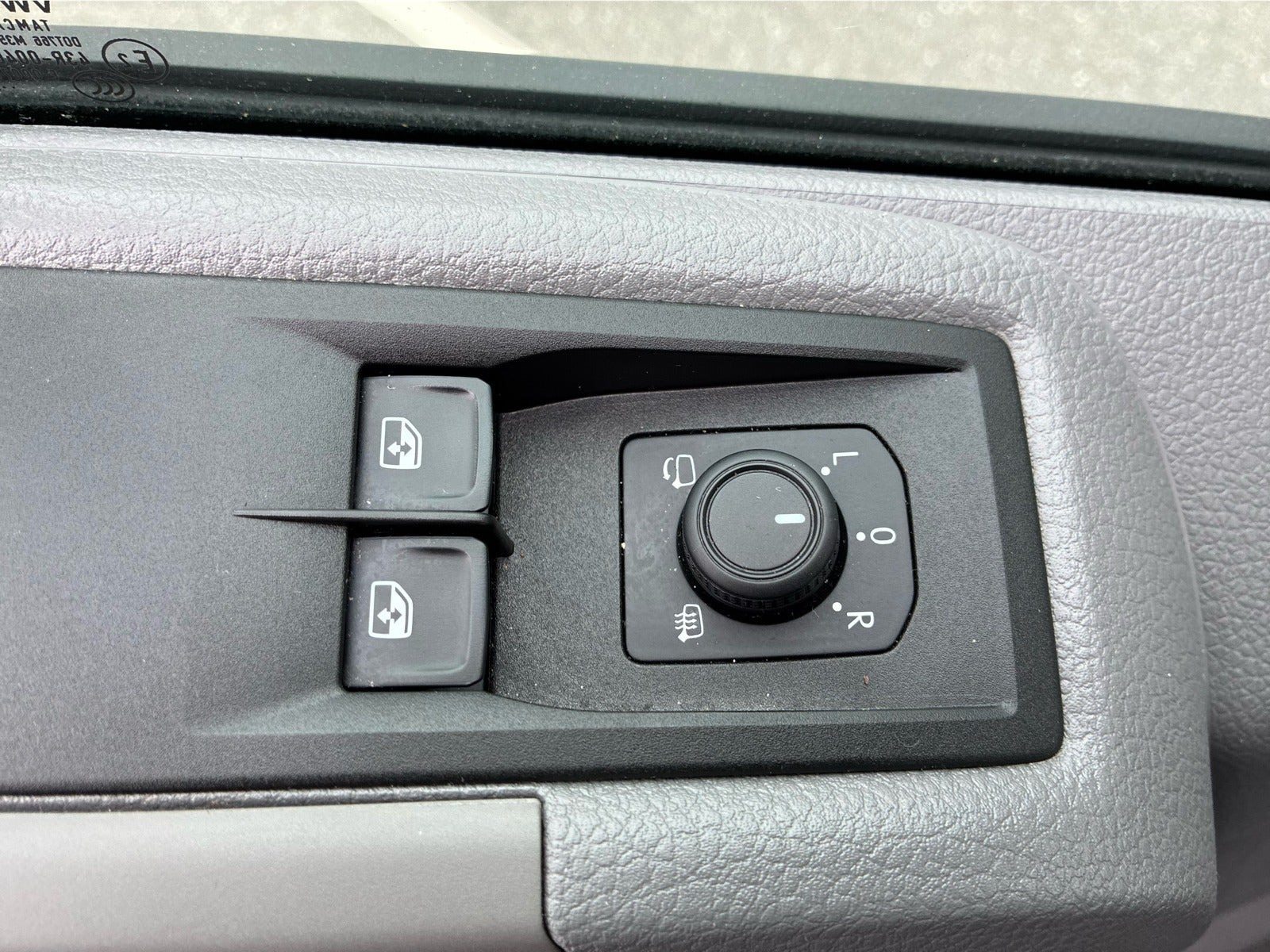Hvid VW Crafter 35 fra 2024