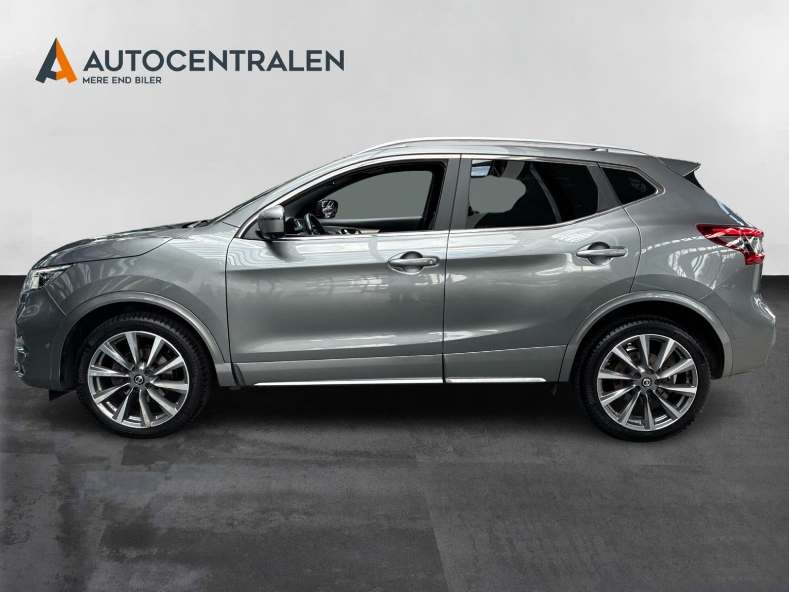 Grå Nissan Qashqai fra 2019