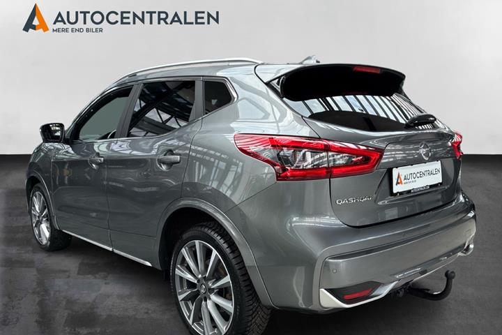 Grå Nissan Qashqai fra 2019