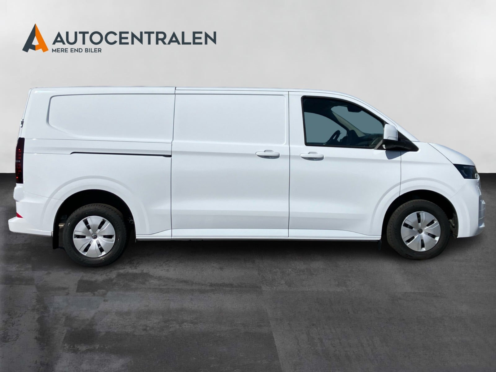 Hvid VW Transporter fra 2025