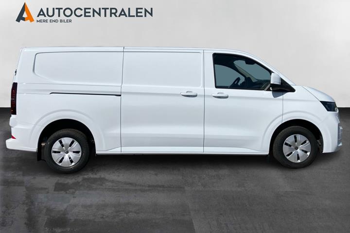 Hvid VW Transporter fra 2025
