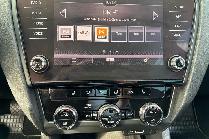 Blå Skoda Octavia fra 2019