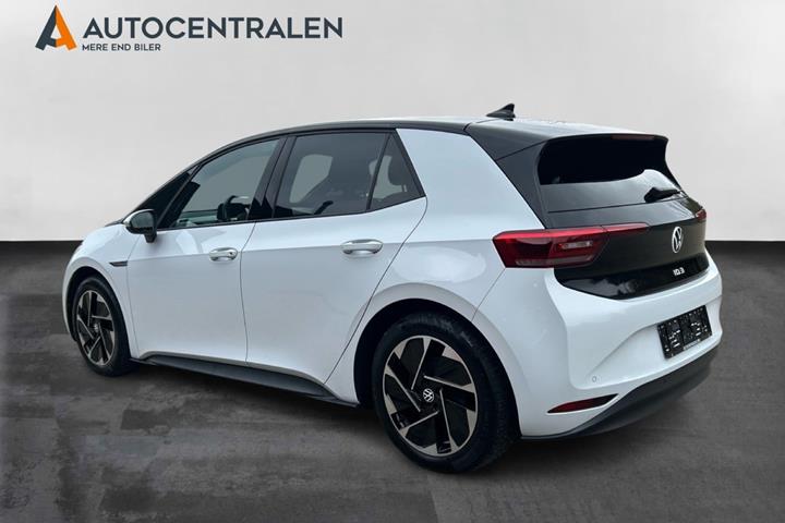Hvid VW ID.3 fra 2023