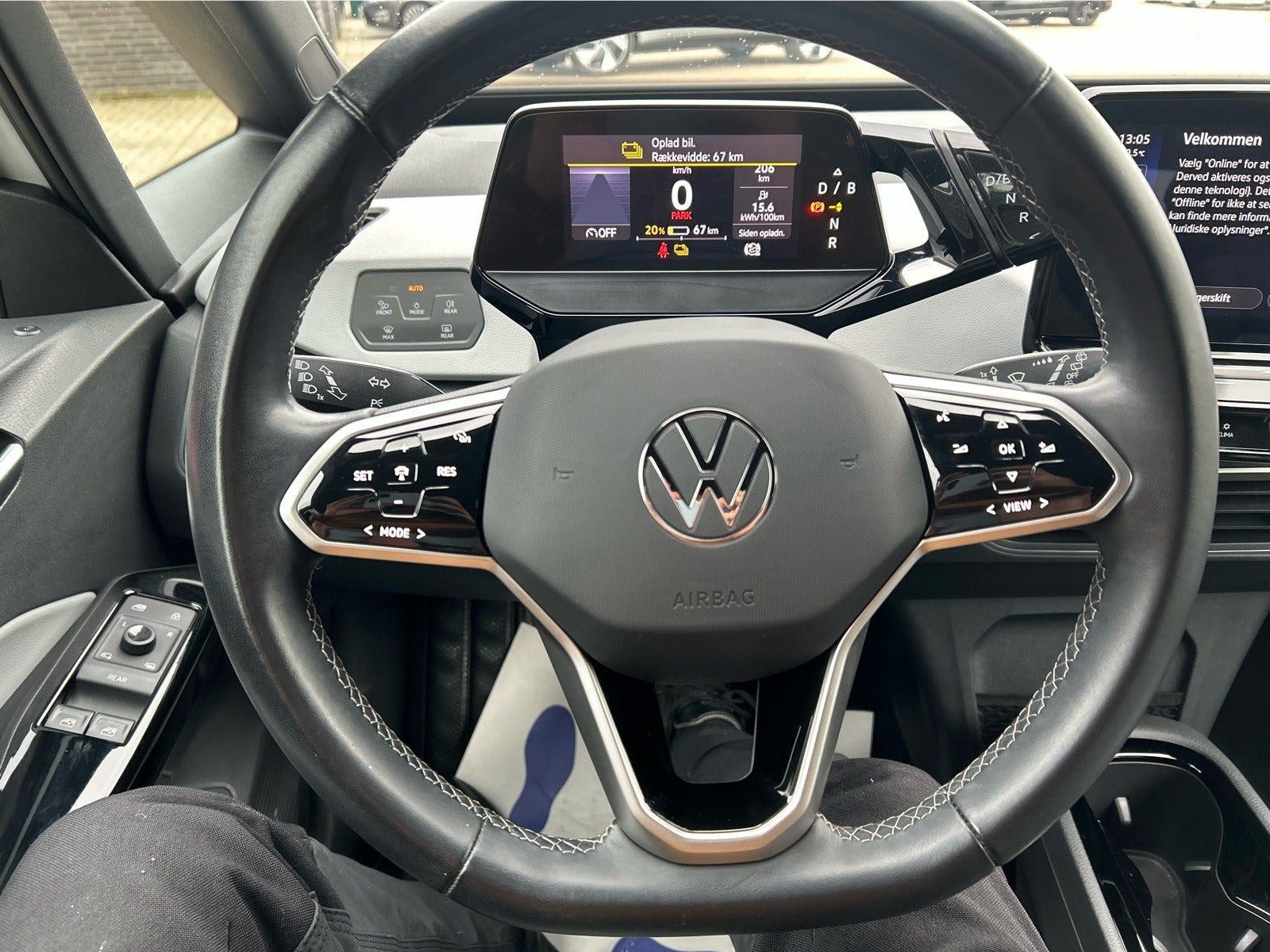 Hvid VW ID.3 fra 2023