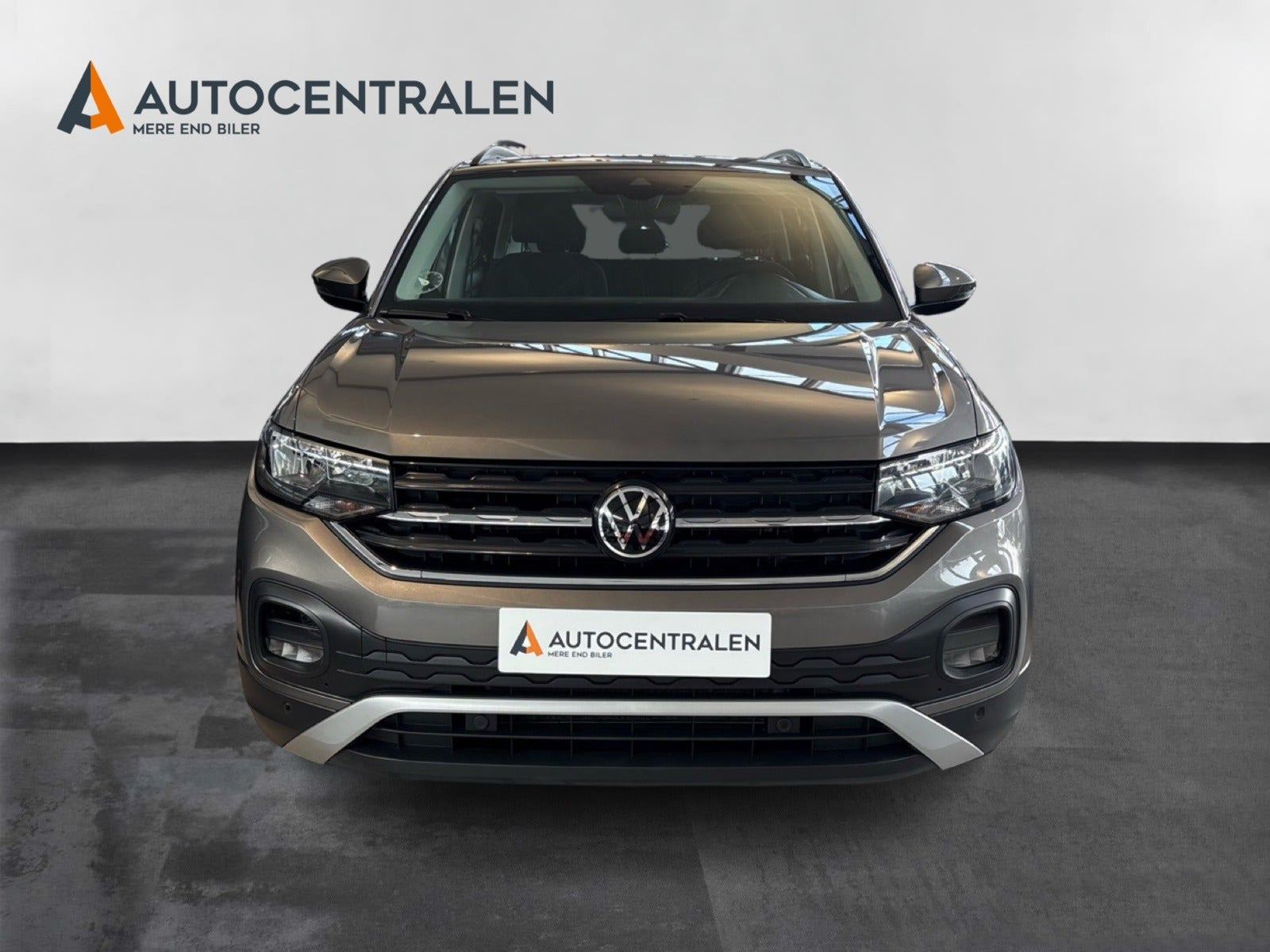 Grå VW T-Cross fra 2021