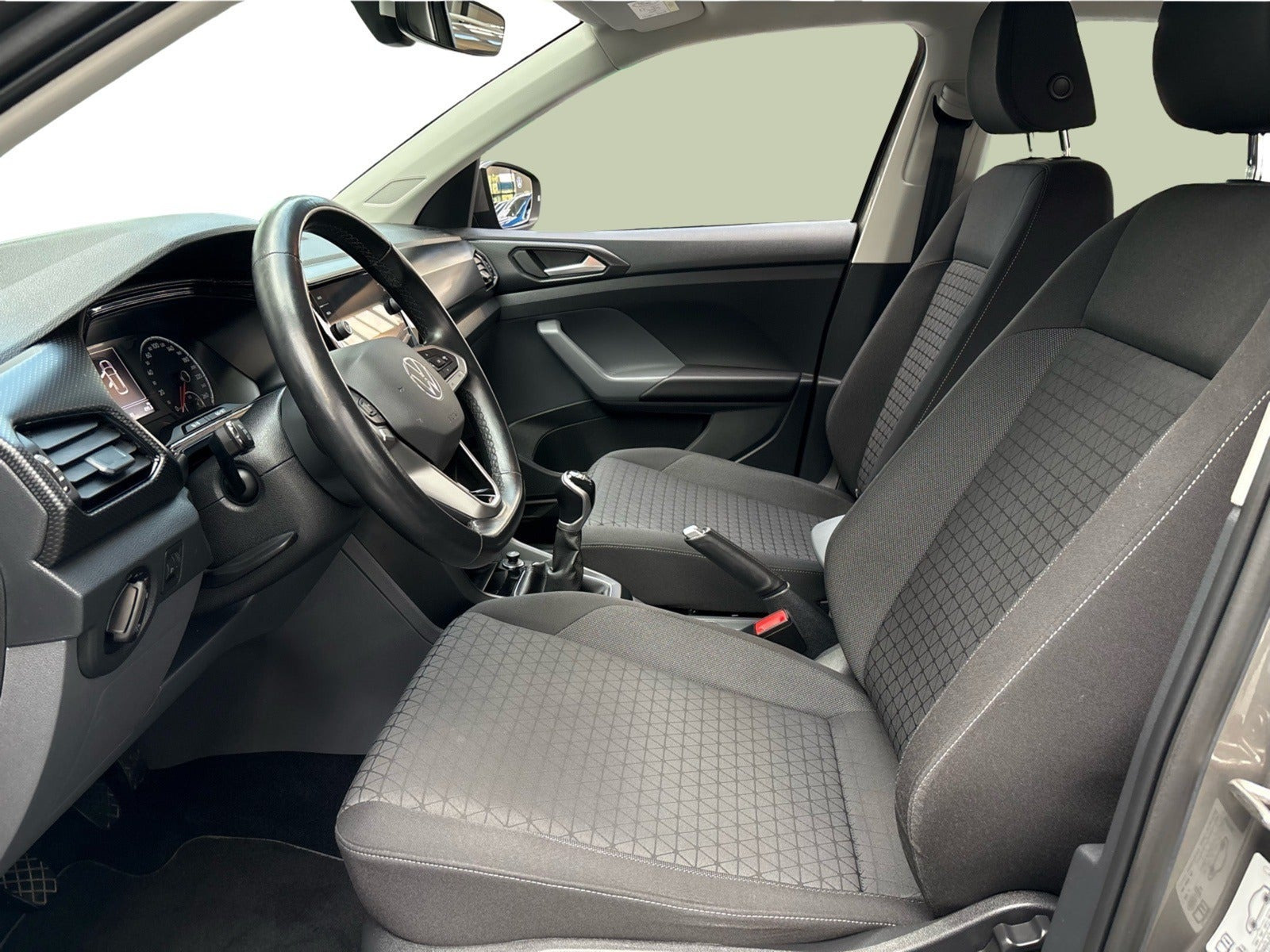 Grå VW T-Cross fra 2021