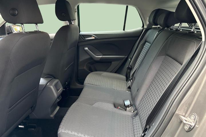 Grå VW T-Cross fra 2021