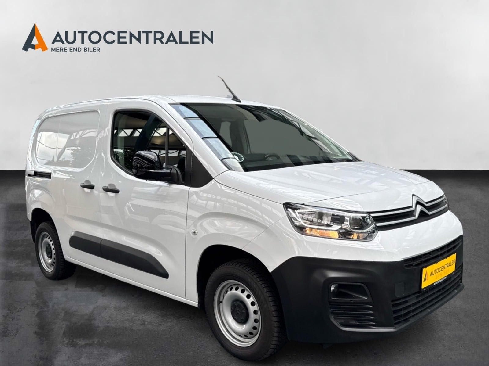 Hvid Citroën Berlingo fra 2023