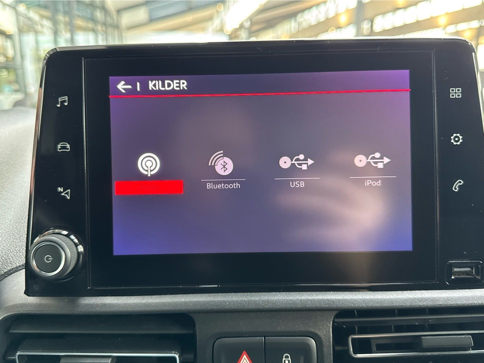 Hvid Citroën Berlingo fra 2023