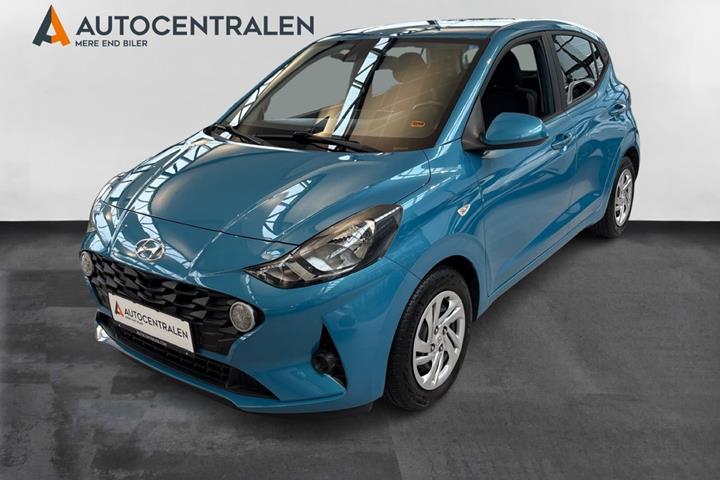 Blå Hyundai i10 fra 2022