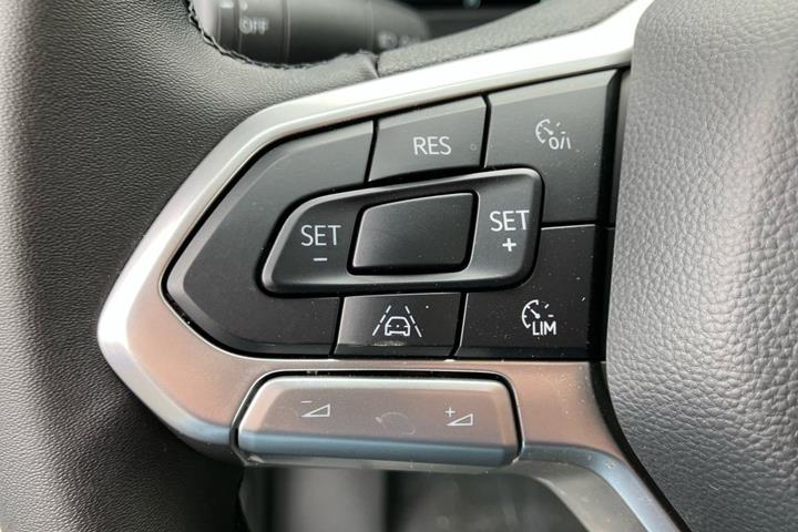 Hvid VW Transporter fra 2026