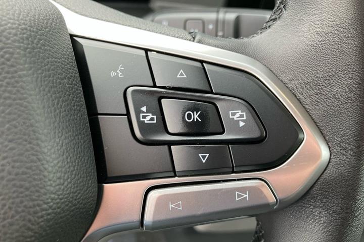 Hvid VW Transporter fra 2026