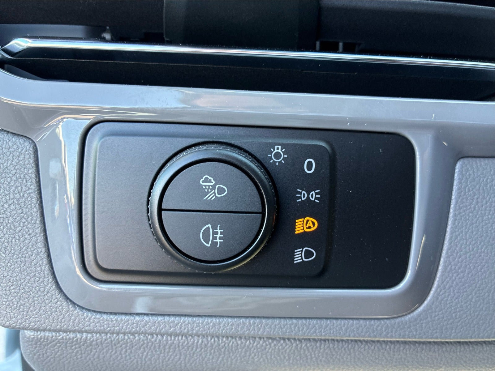 Hvid VW Transporter fra 2026