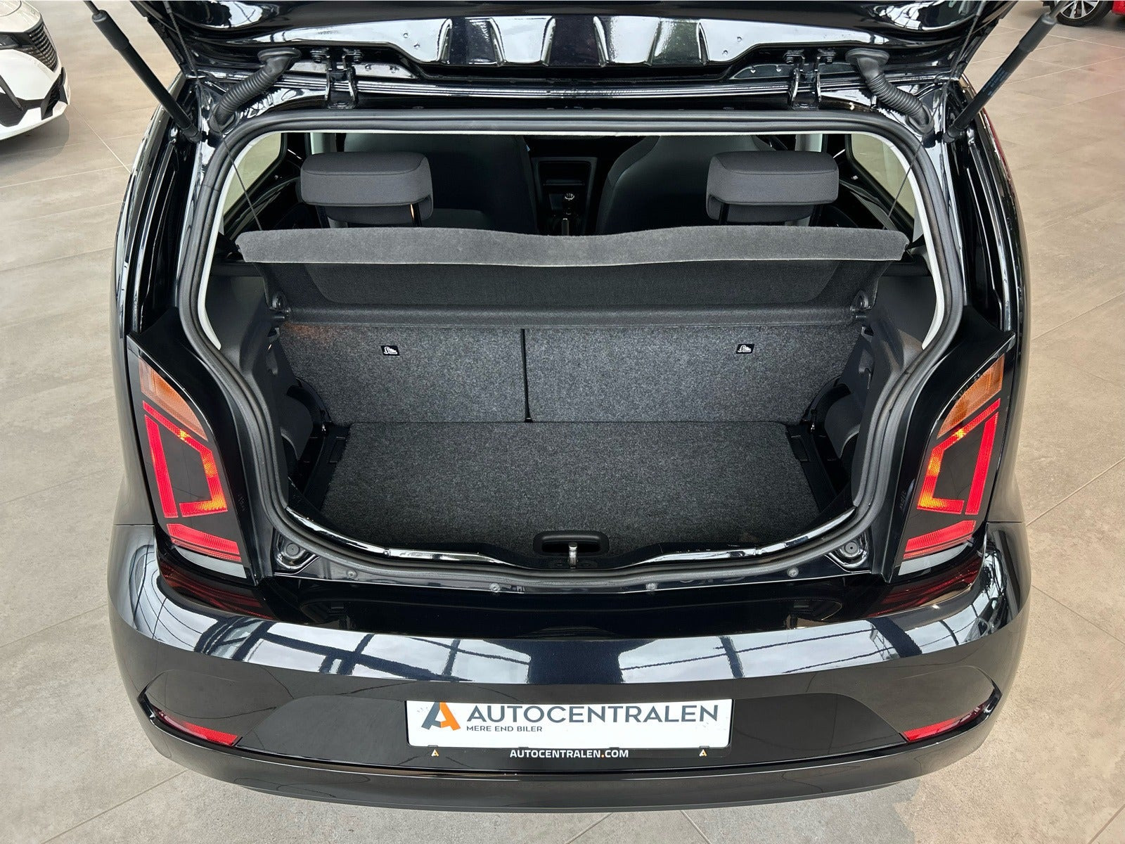Sort VW UP! fra 2018