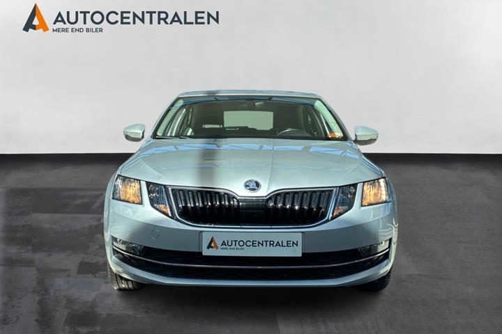 Sølv Skoda Octavia fra 2018