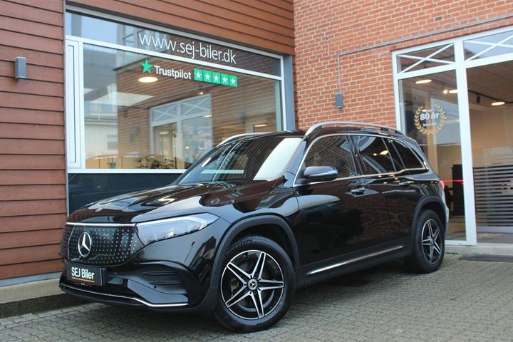 Sort Mercedes EQB250+ fra 2025