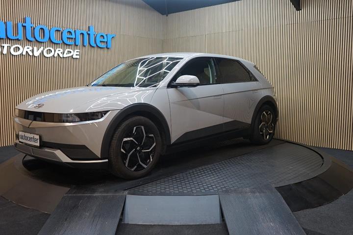 Sølv Hyundai Ioniq 5 fra 2023