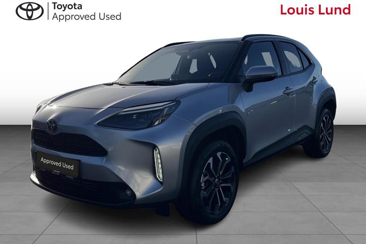 Sølv Toyota Yaris Cross fra 2025