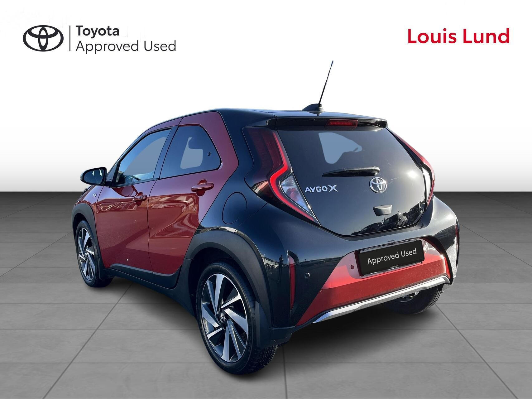 Rød Toyota Aygo X fra 2023