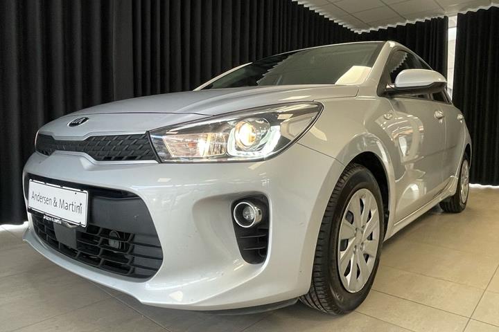 Sølv Kia Rio fra 2020