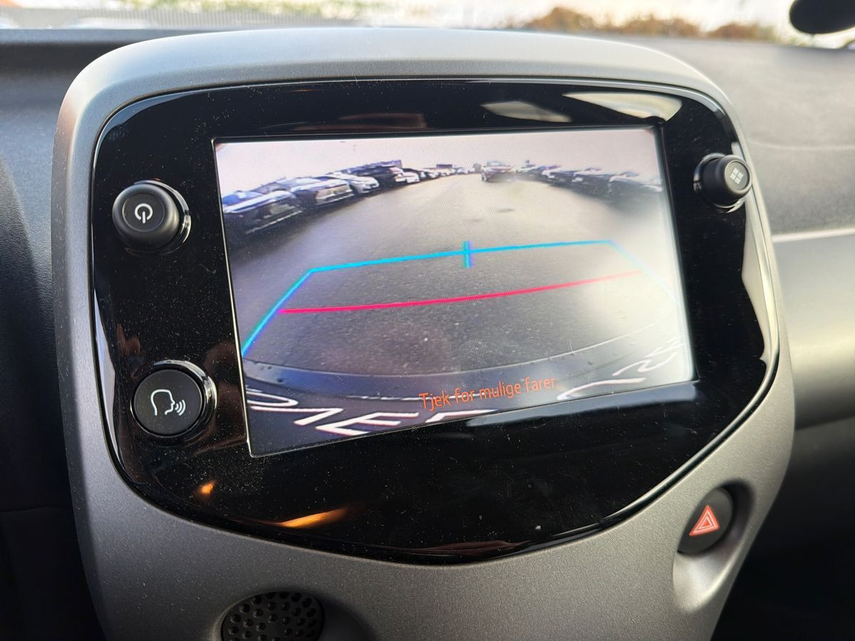 Rød Toyota Aygo fra 2021