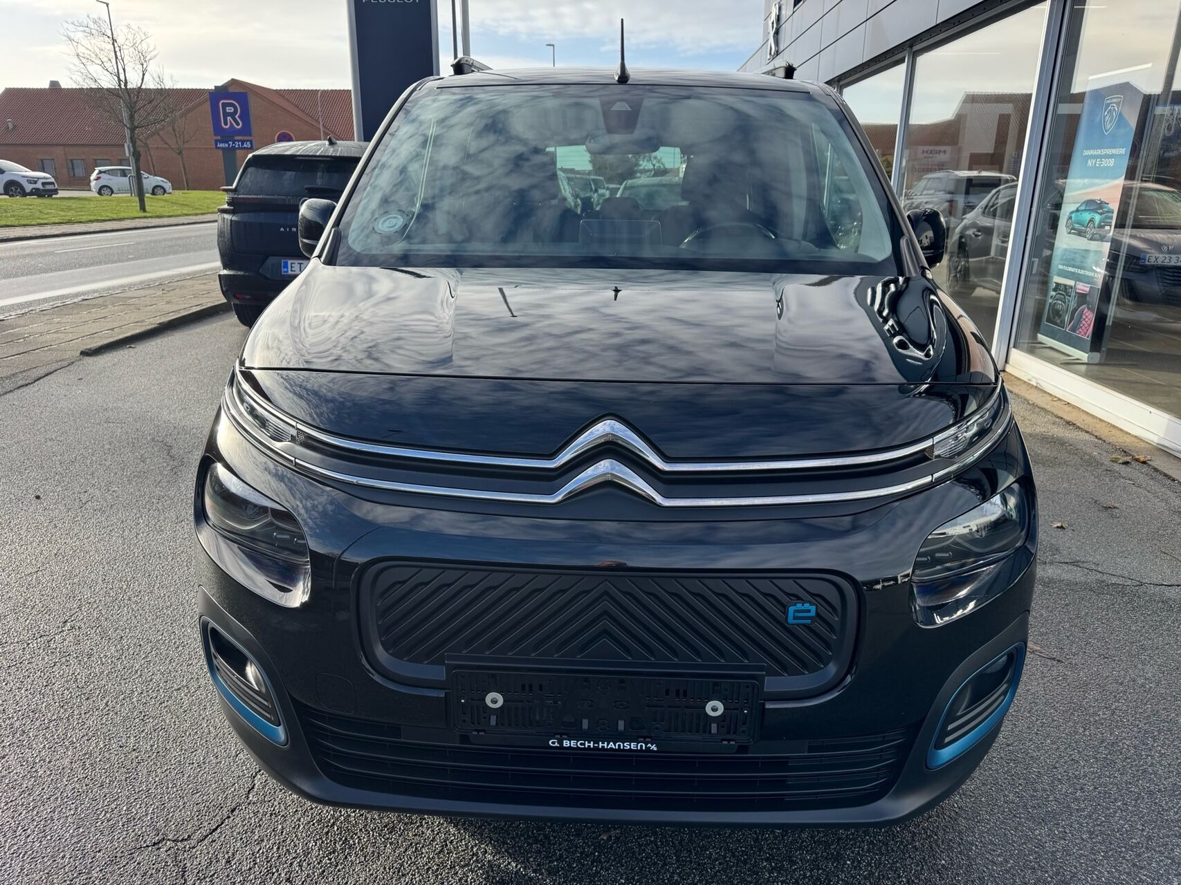 Sort Citroën ë-Berlingo fra 2023
