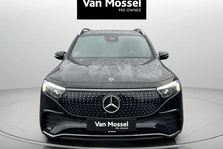 Sort Mercedes EQB250+ fra 2026