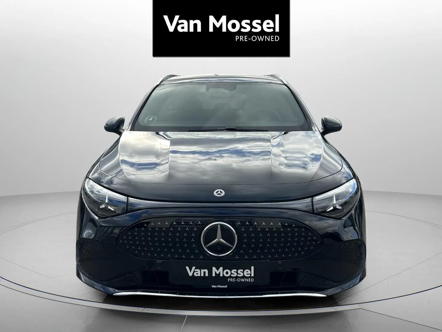 Sort Mercedes CLA250+ fra 2026