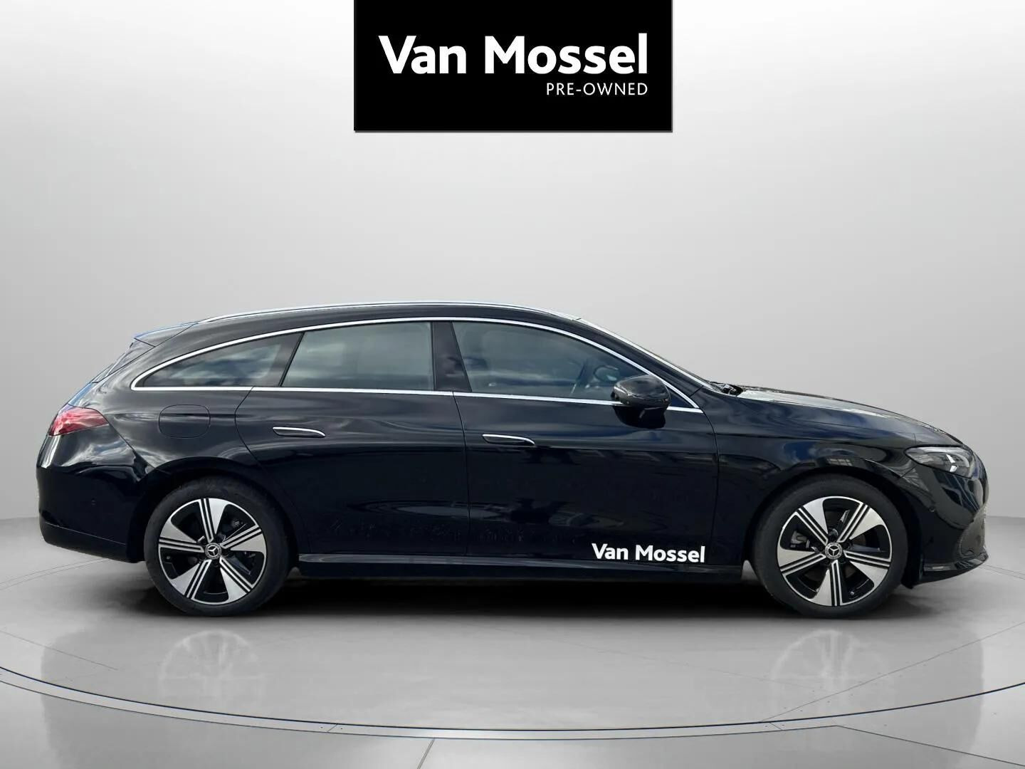Sort Mercedes CLA250+ fra 2026